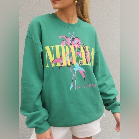 Daydreamer Tops - NWT Daydreamer S Nirvana Lilie In Utero Boyfriend Sweatshirt in Jade Green New